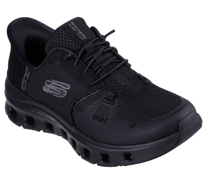 Angled front view of Skechers Glide-Step Pro women’s black sneakers with lightweight and flexible design.